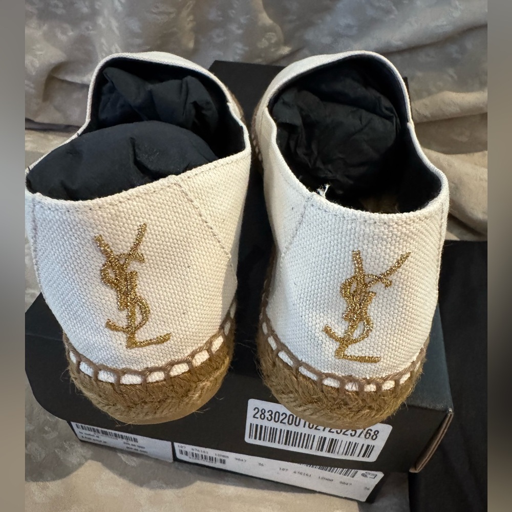 100% Auth. YSL Espadrilles with Gold Logo! - Picture 4 of 4
